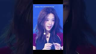 I was fine until Yujin looked at the camera.