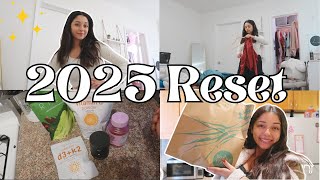 2025 RESET 🤗🌟🪩 // clean with me, Whole Foods haul, laundry, etc.