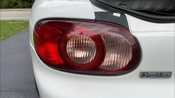 Tail light removal and bulb replacement for 1999-2005 Mazda Miata / Eunos.