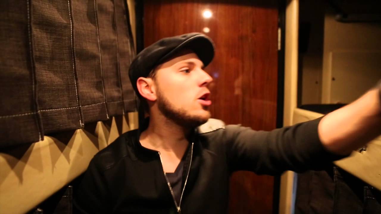 brett kissel to open for