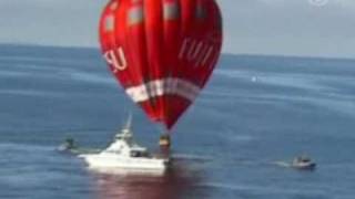 Balon Udara Panas Menghilang di Landasan Pantai