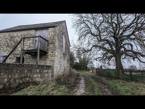 A Morning Walk Under a Grey Blanket of Cloud | COTSWOLDS