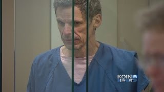 Sex offender arreste for exposing on bus