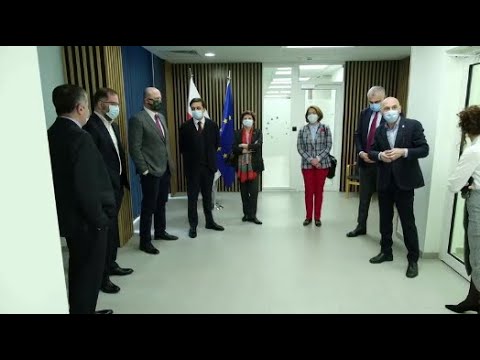 ძვირფასო ხელისუფლებავ და ოპოზიციავ, ხალხი გიყურებთ და გელოდებათ! - ომბუდსმენი