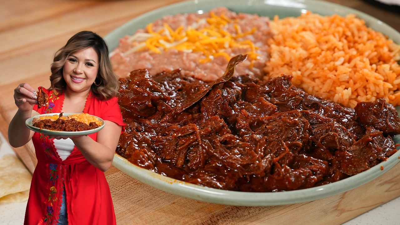 How to make Shredded Beef Chile Colorado , Easy ... - YouTube