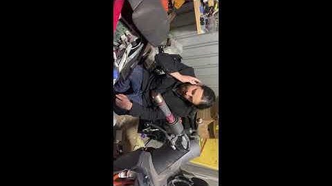 Vectrix ZEVA BMS EVMS install with Gen1 leaf modules.