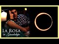 Lizeth y Román viven su amor bajo el eclipse | La noche del eclipse | La Rosa de Guadalupe