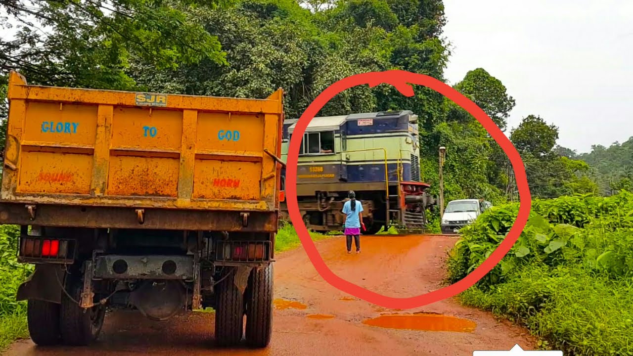 Unguarded Railroad Crossing With Gate Mitra Youtube