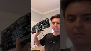 Thumbnail for Rozbil jsem Klávesnici..