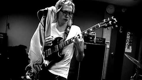 04 min 50 with Large Prime Numbers - NOFUTURETV.COM