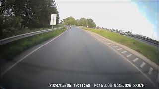 Wheelie!! Joining the motorway, THIS nutter did THIS on the Emergency Lane ...not long to live ...