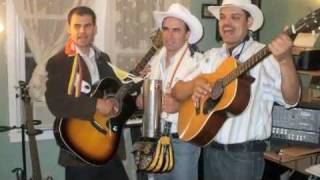 Video thumbnail of "trova paisa calambre y confite ( USA)"