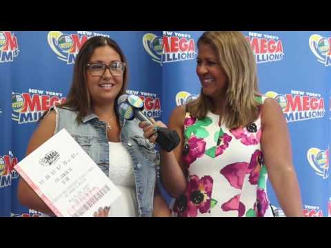 Homemaker wins $169 million Mega Millions jackpot