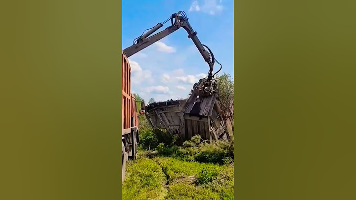 Как быстро разобрать старый деревенский туалет? Щипач, часть 1. #дача #порядок