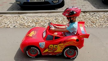 Disney Cars Lightning McQueen Battery Powered Power Wheels for kids