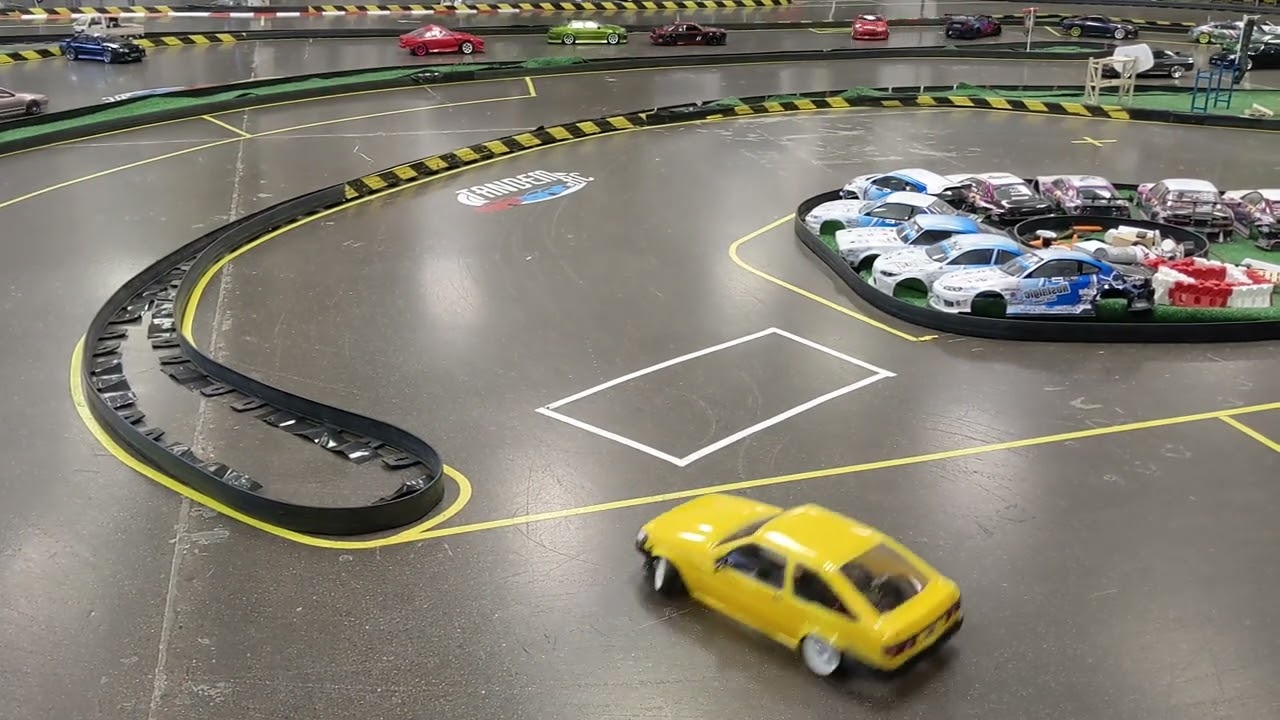 Tandem RC drifting and Minigames