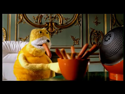 Video musical sin música / MR. OIZO - Flat Beat