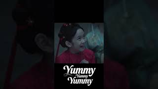 She Fell Off the Roof!  #宴遇永安#YummyYummyYummy#王影璐#WangYinglu#王安宇#WangAnyu#cdrama#shorts