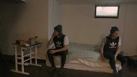 Film Yourself (& Your Clone) With a Tripod Pan Using Blender (VFX Test Shot)