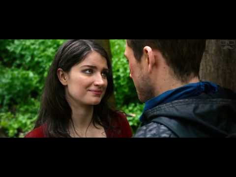 Taron Egerton and Eve Hewson Hot Kissing Scene in Robin Hood !! (4K Ultra HD)