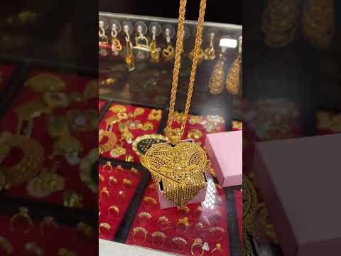 سلاسل ذهب عيار 21 مع تعليقات جميلة وانيقة
