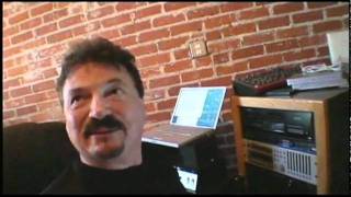 Bobby Kimball writing Lyrics for TOTO&#39;s album Falling in Between.flv