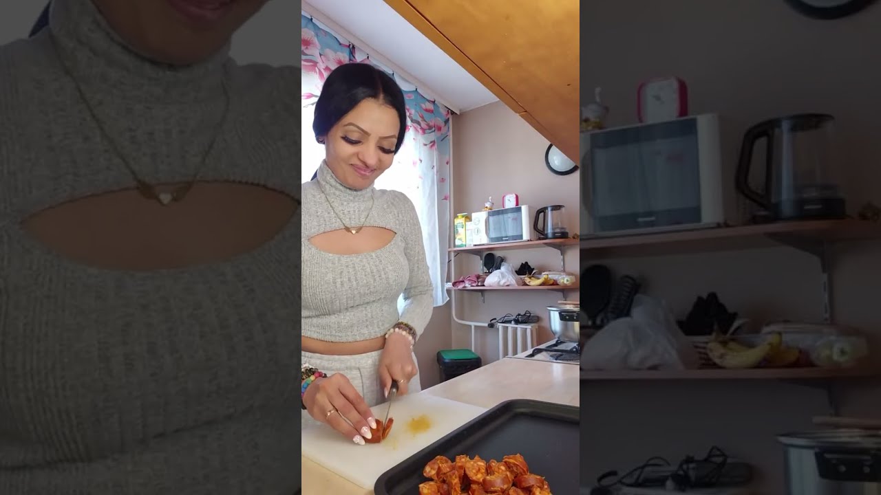 Készül a finom pásztor tarhonya #youtube #live #elő #főzés #tiktok