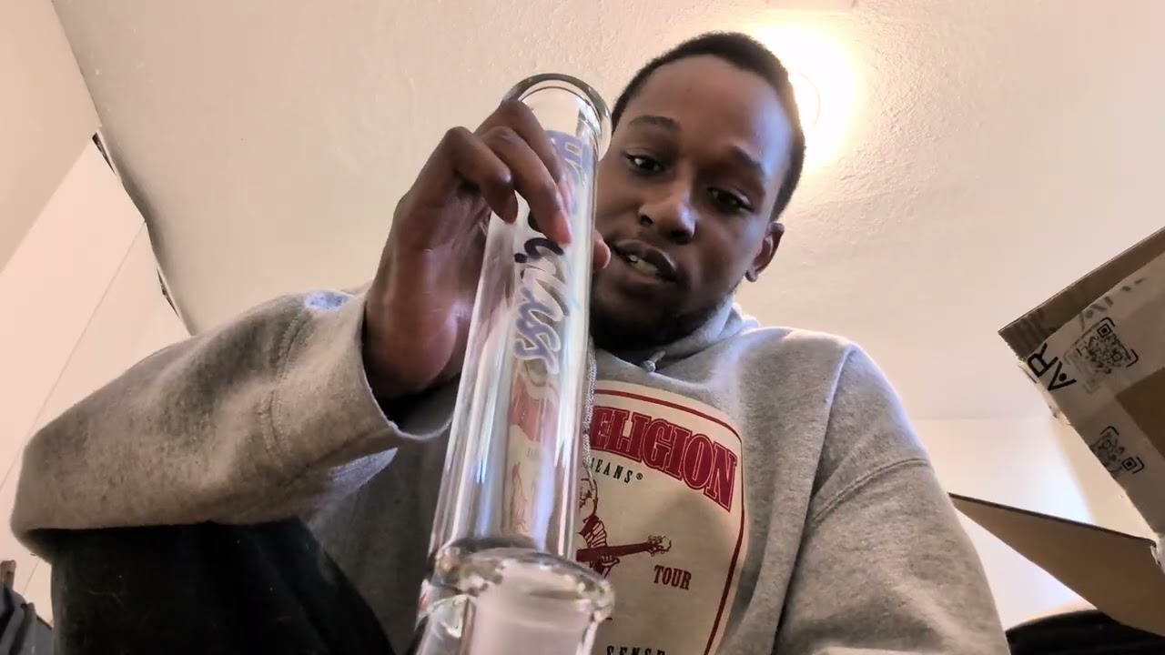 Hoss bong 18 inch 7 mm beaker bong unboxing