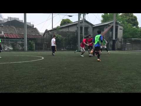 20150419ロッソ明治フットサル 小倉中央突破からクロス→峯ダイレクトボレー