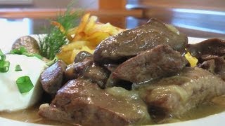 Печенка куриная тушеная в бульоне видео рецепт Печенка куриная тушеная в бульоне видео рецепт