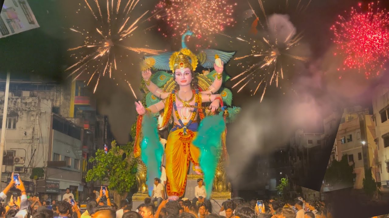 SURAT BIGGEST KRISHNA AAGMAN 2025 😍