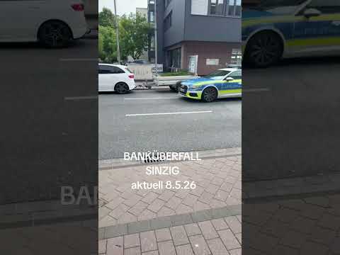 aktueller Einsatz der Polizei Geiselnahme in Bank Filiale in Sinzig