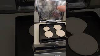 New! Ninja Sizzle Smokeless Indoor Grill & Griddle    I Love It!