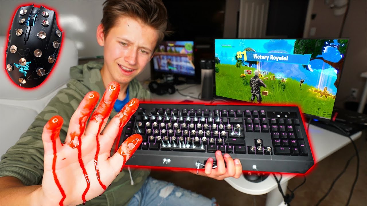 Little Brother Plays Fortnite With MOST DANGEROUS KEYBOARD ... - 1280 x 720 jpeg 146kB