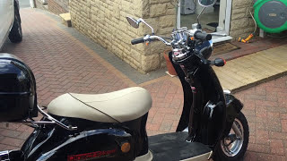 Direct Bikes 50cc Retro Moped  DB50QT-A. Complete Set Up & Full Review.