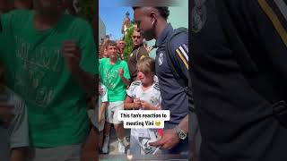 Vinicius Always Makes Time For His Fans.