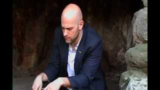 Richard II - Let Us Sit Upon the Ground Monologue