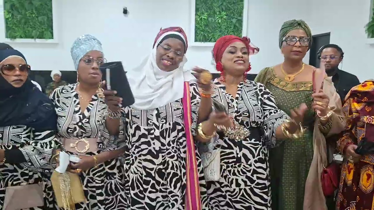 SAMBOUSSA MAMAN NATALI MOIDJA PARIS 