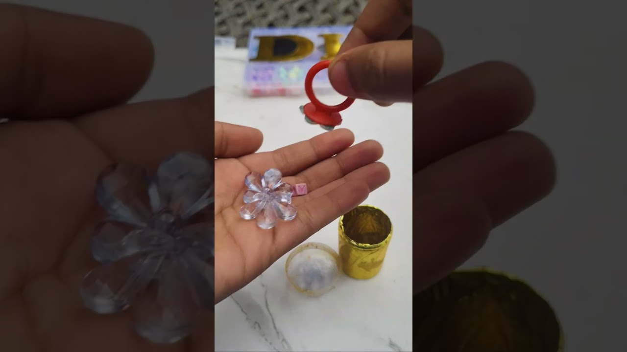 today is my mother's birthday,so l packed a gift for har 🎂so please wish my mother 🙏🏻🎂