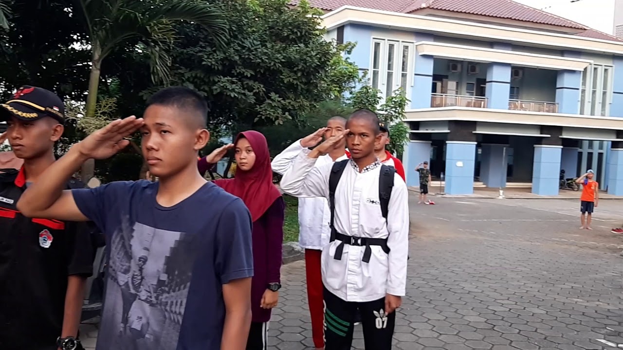 Mandi dan ganti baju hanya diberi waktu 5 menit PDK SMKN Jawa Tengah Pati,