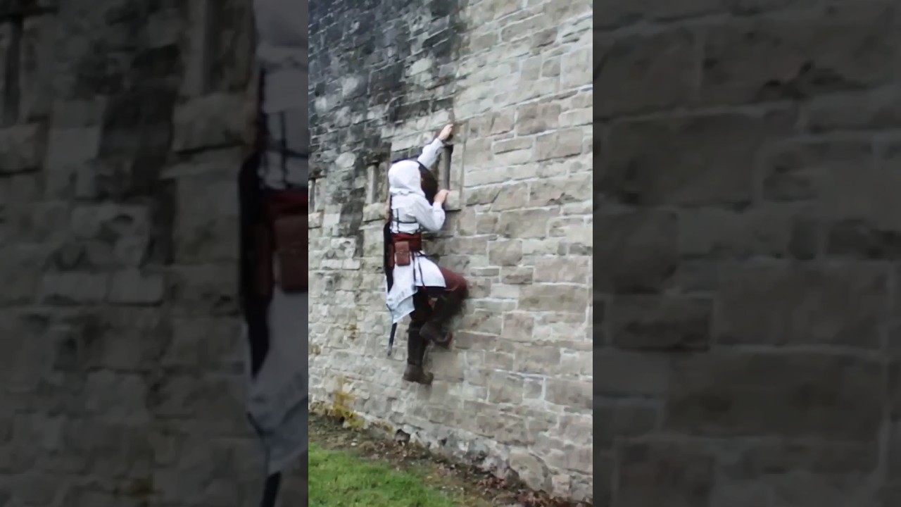 Ezio Auditore Handmade Cosplay from Assassin's Creed 2 at Fort de Chartres