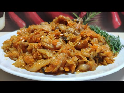 Видео рецепт Капуста тушеная с грибами и рисом