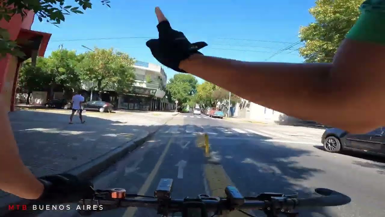 HOY BARRIOS!!! . PARQUE AVELLANEDA, FLORES SUR, PARQUE CHACABUCO