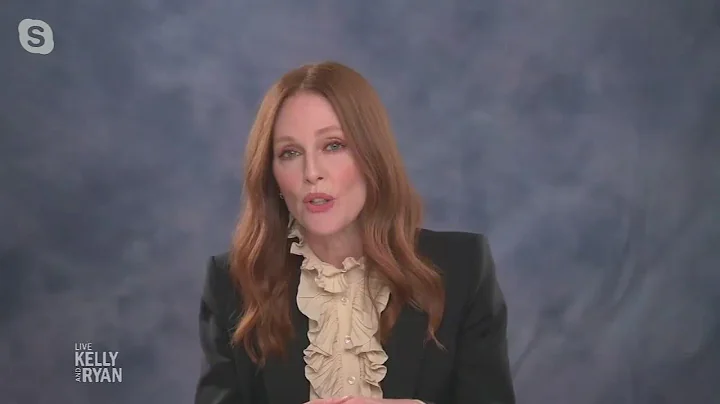 Julianne Moore on Playing Gloria Steinem in "The G...