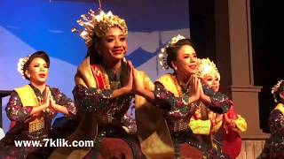 Download Lagu TAK PERNAH TENGOK MEK MULONG? MUNGKIN BOLEH LAYAN VIDEO NI DULU.. MP3 Download Lagu TAK PERNAH TENGOK MEK MULONG? MUNGKIN BOLEH LAYAN VIDEO NI DULU.. MP3