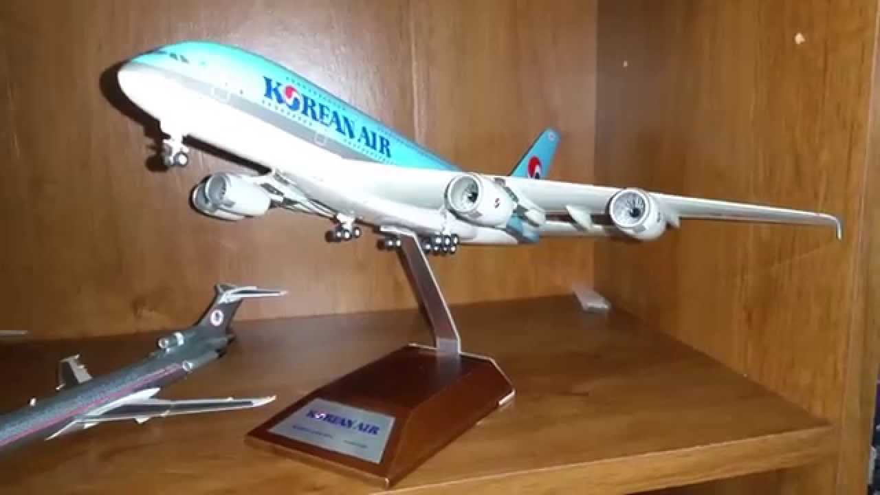 Diecast model airplanes. YouTube
