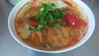 BEST Bún Chả Cá in DANANG Vietnam - Vietnam Vlogs BEST Bún Chả Cá in DANANG Vietnam - Vietnam Vlogs