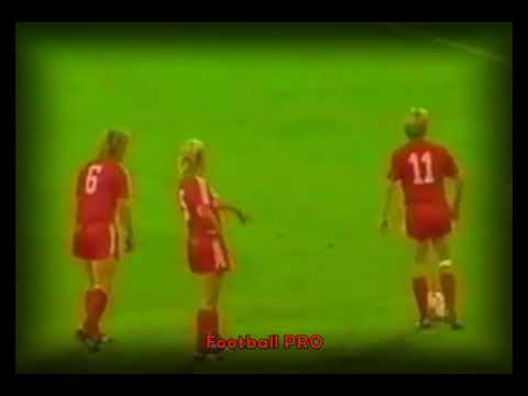 ECC 1987-88. Round of 32. Bayern München - CFKA Sofia. Highlights.