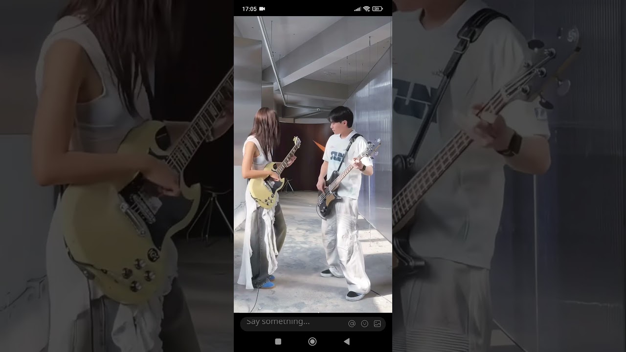 Deadly guitarist duo