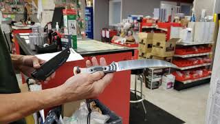 cutting on the clock with Benchmade meat crafter,
